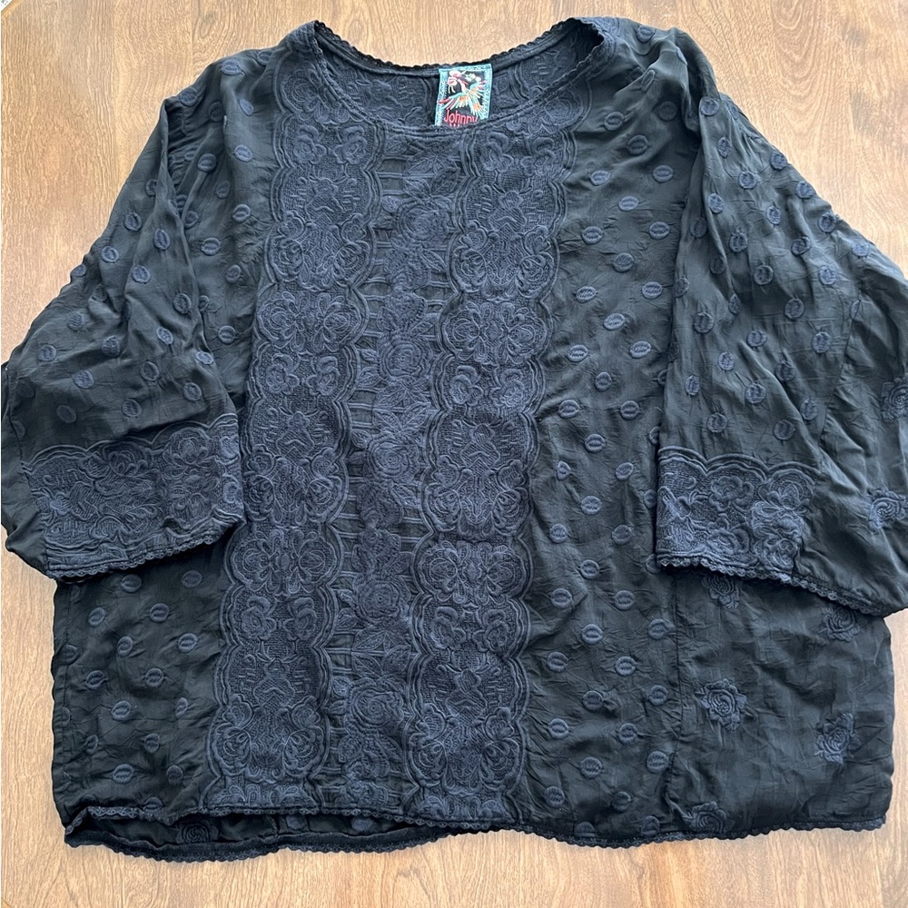 Johnny Was Black Embroidered Top Size Medium
